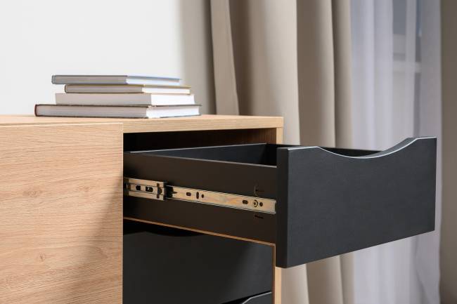 Два комода-тумбы с четырьмя ящиками и дверкой каждый Брюс цвет чёрный/Battle rock Santiago